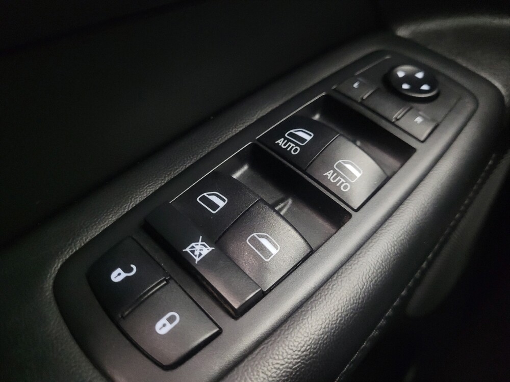 2019 Jeep Grand Cherokee in Indianapolis, IN 46219 - 18115302 27