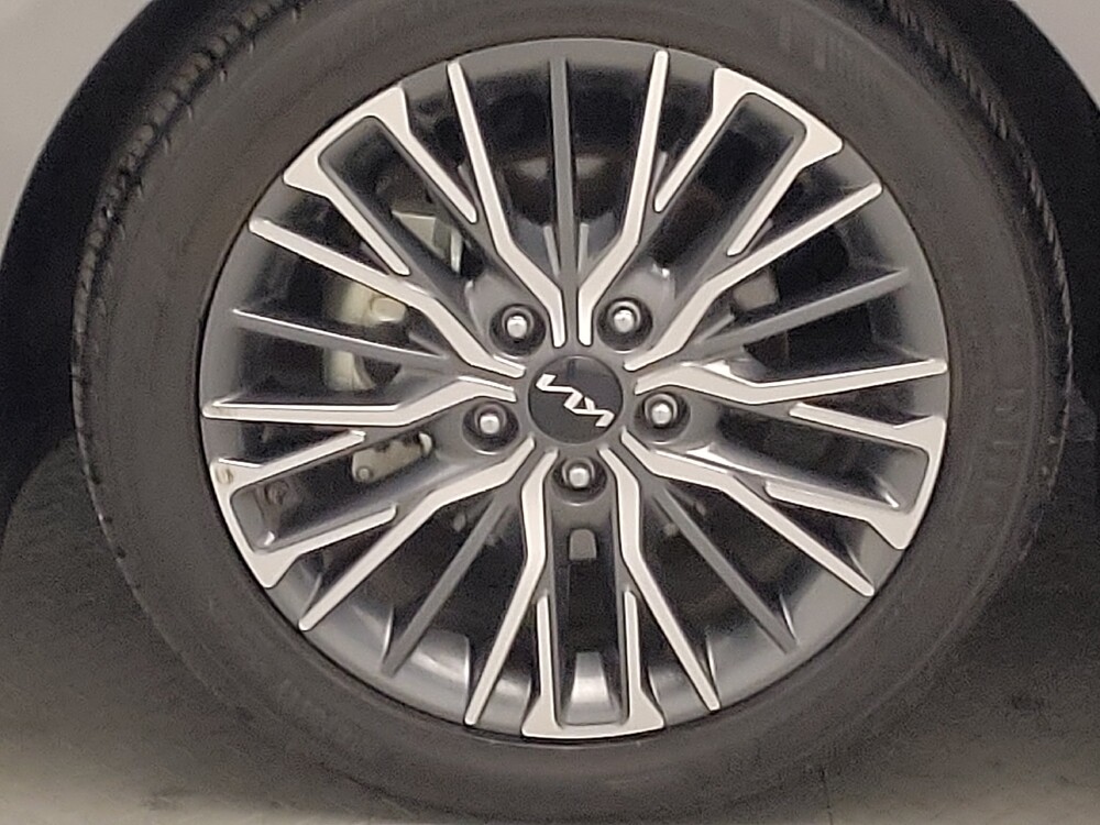 2024 Kia Forte in Fort Worth, TX 76116 - 18115308 31