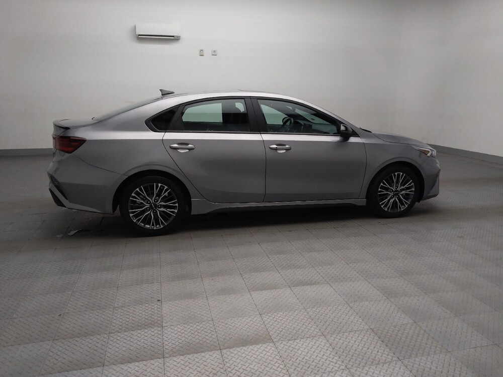 2024 Kia Forte in Fort Worth, TX 76116 - 18115308 10