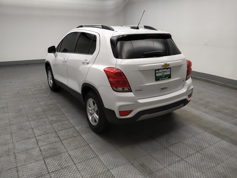 2020 Chevrolet Trax in Des Moines, IA 50310 - 18115325 5