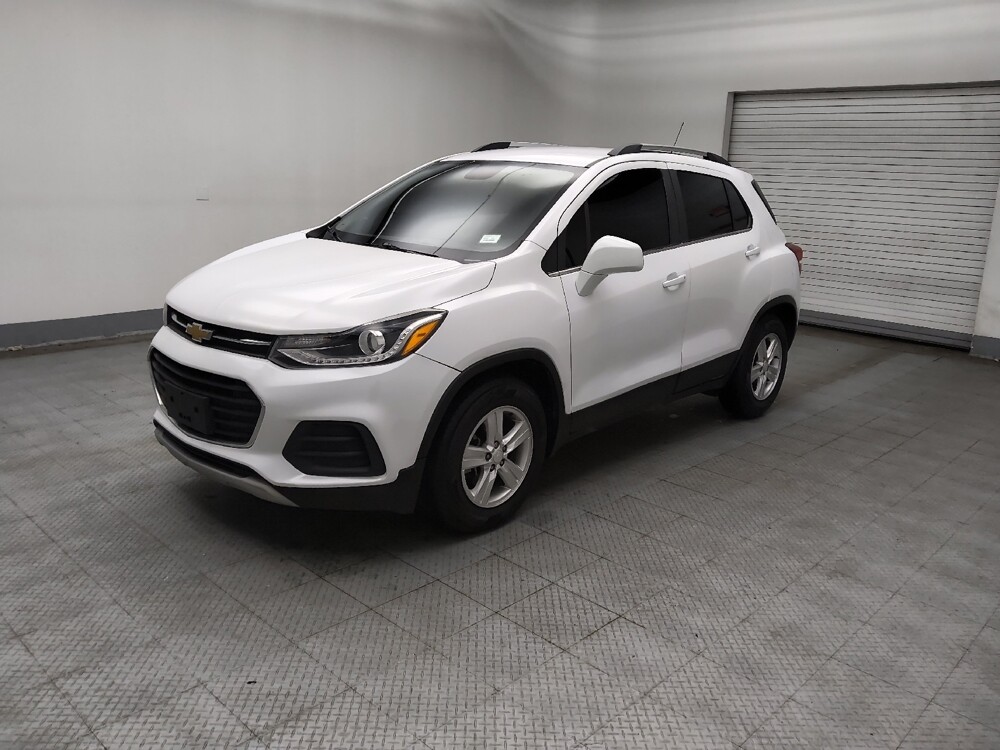 2020 Chevrolet Trax in Des Moines, IA 50310 - 18115325 2