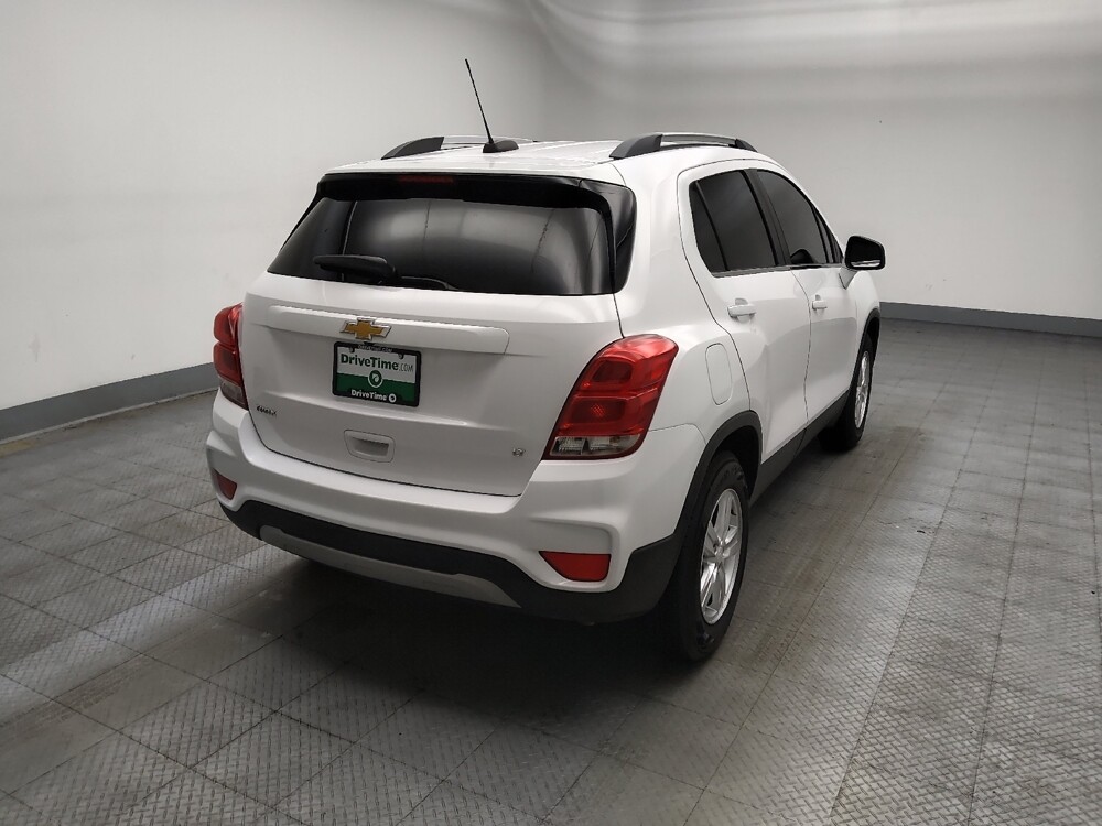 2020 Chevrolet Trax in Des Moines, IA 50310 - 18115325 9