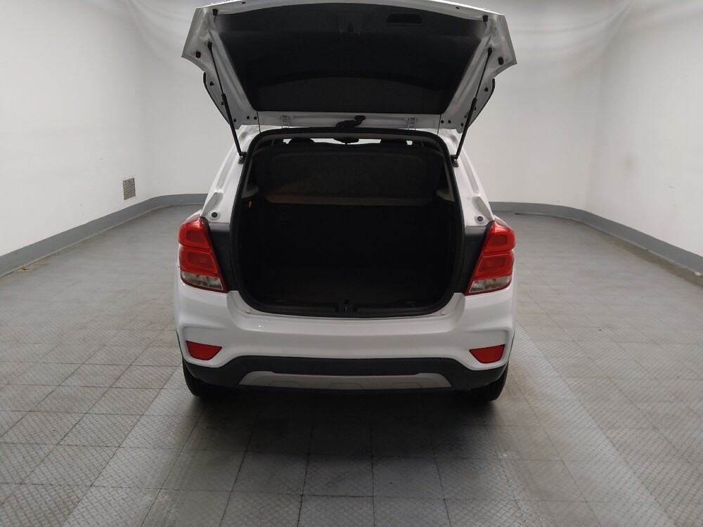 2020 Chevrolet Trax in Des Moines, IA 50310 - 18115325 29