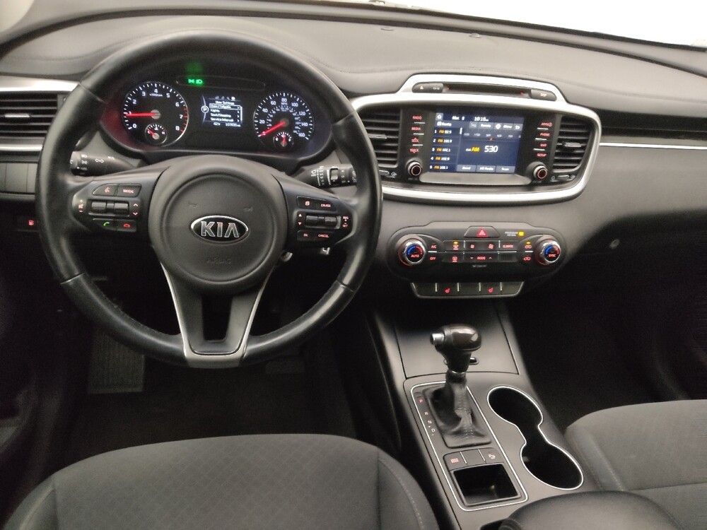 2017 Kia Sorento in Lakewood, CO 80215 - 18115329 22