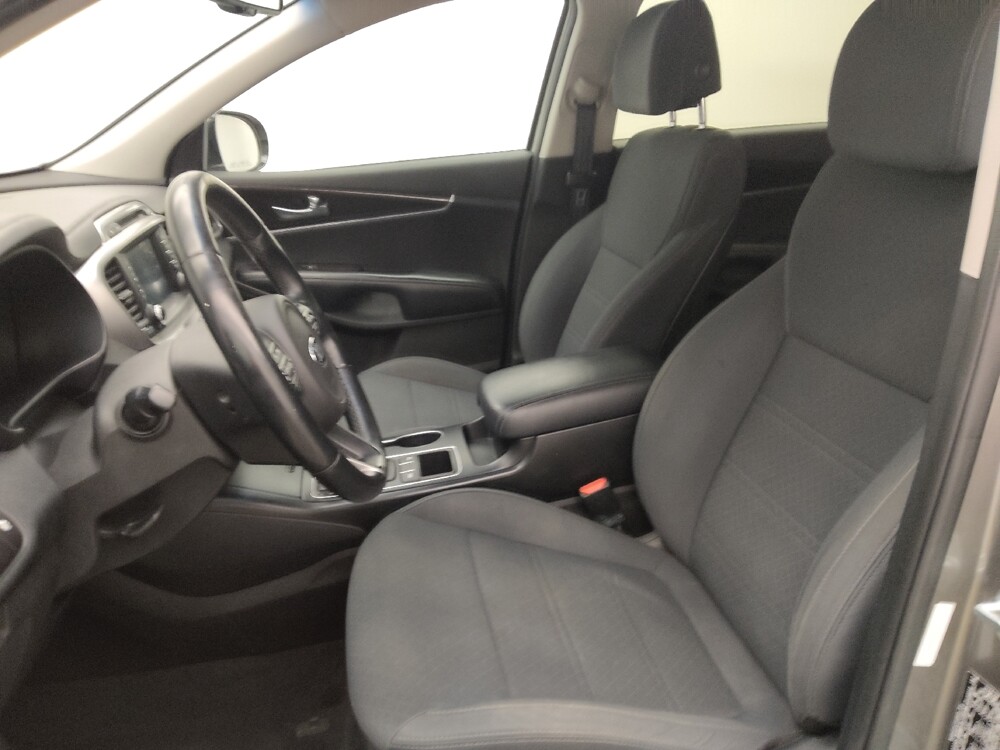 2017 Kia Sorento in Lakewood, CO 80215 - 18115329 17