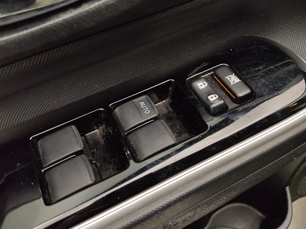 2015 Toyota Prius C in Lakewood, CO 80215 - 18115332 27