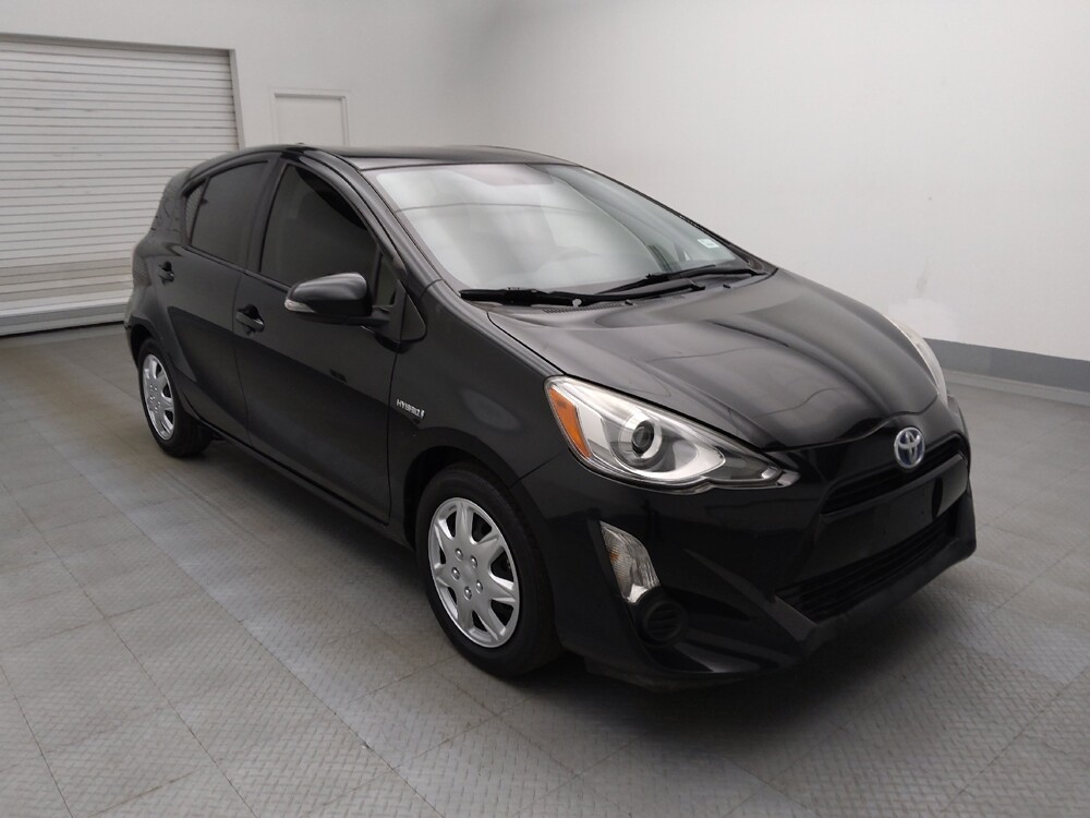 2015 Toyota Prius C in Lakewood, CO 80215 - 18115332 13