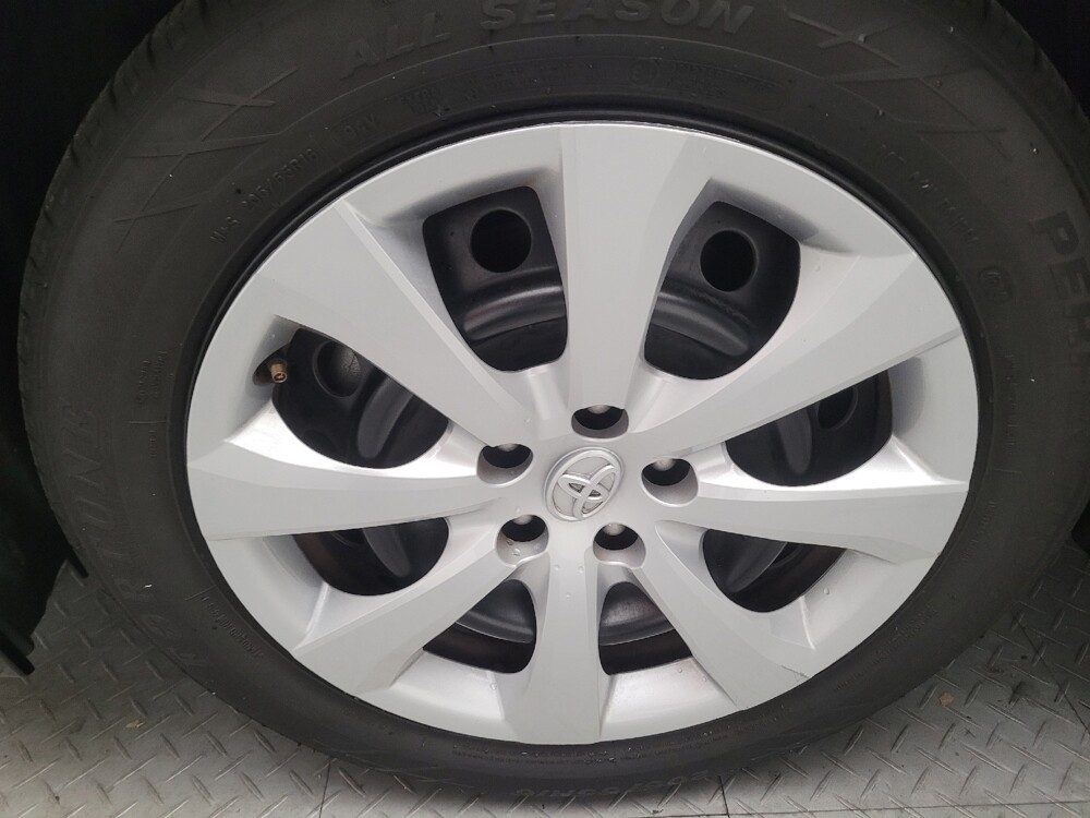 2023 Toyota Corolla in Downey, CA 90241 - 18115337 31