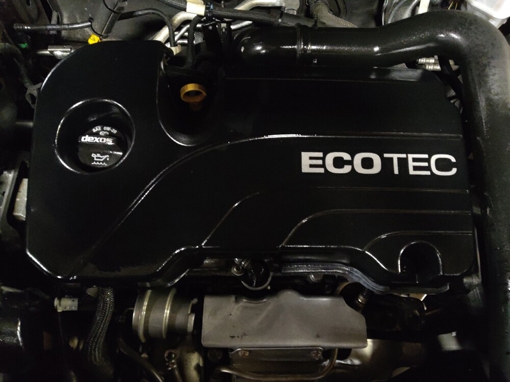 2018 Chevrolet Equinox in Salem, VA 24153 - 18115338 30