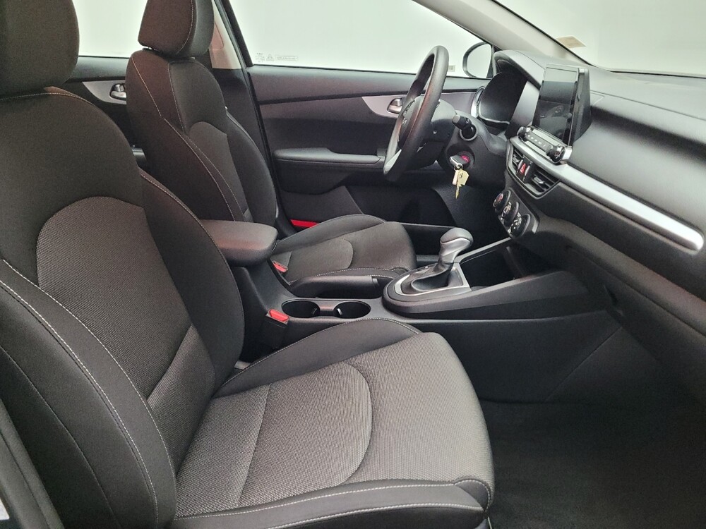 2024 Kia Forte in Sacramento, CA 95821 - 18115347 21