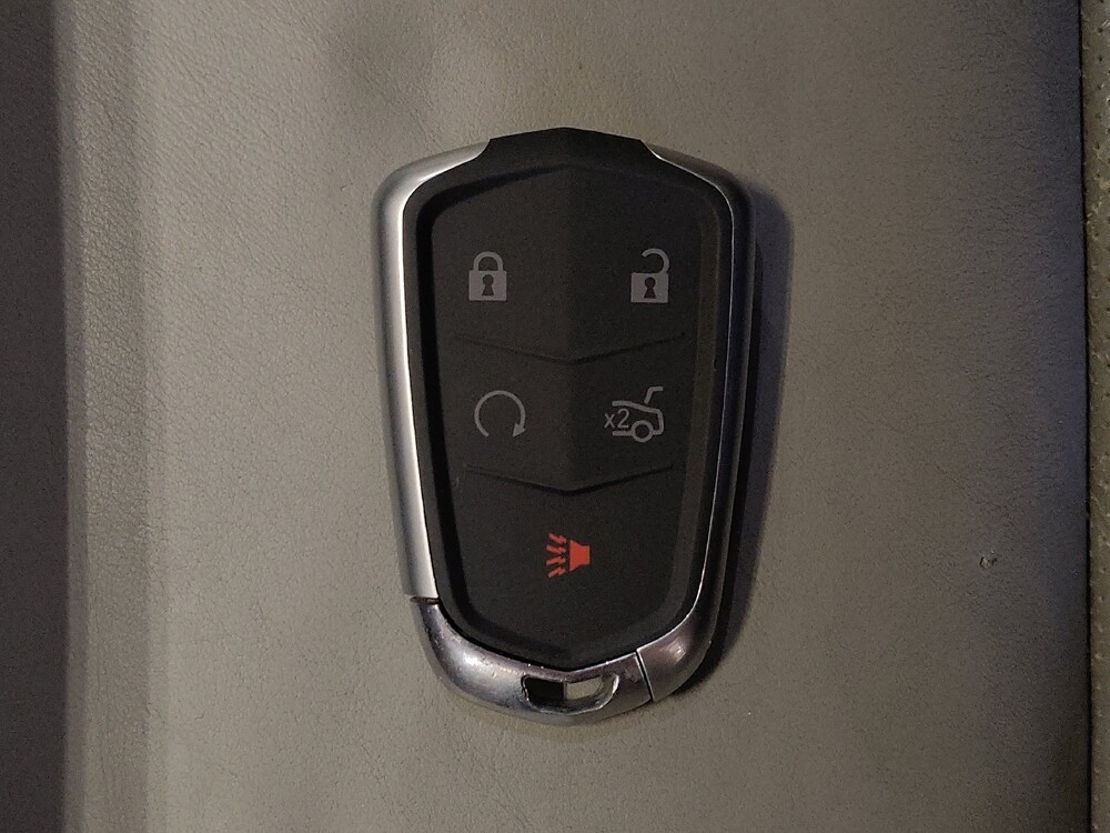 2016 Cadillac XTS in Gainesville, FL 32609 - 18115348 32