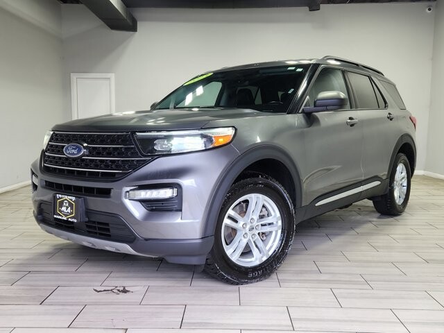 2023 Ford Explorer in Cinnaminson, NJ 08077 - 18115359