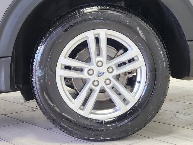 2023 Ford Explorer in Cinnaminson, NJ 08077 - 18115359 9