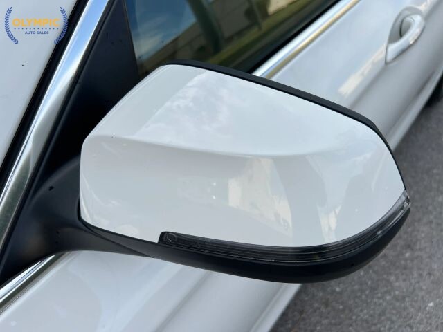 2015 BMW 528i xDrive in Decatur, GA 30032 - 18115368 18