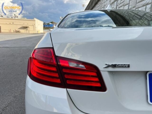 2015 BMW 528i xDrive in Decatur, GA 30032 - 18115368 16