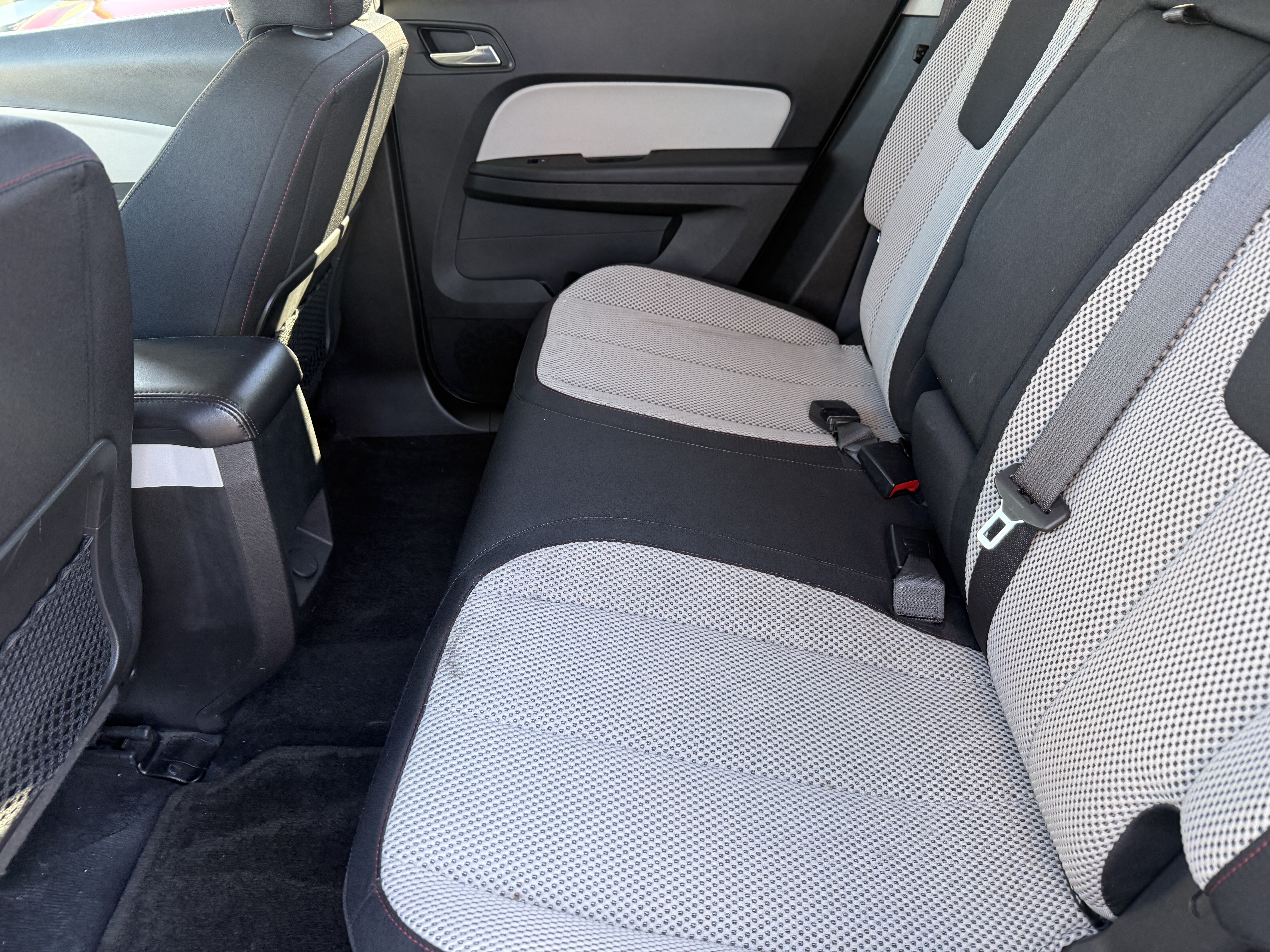 2017 Chevrolet Equinox in Phoenix, AZ 85022 - 18115371 8