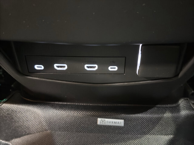 2021 Cadillac Escalade in Burlington, WI 53105 - 18115374 16