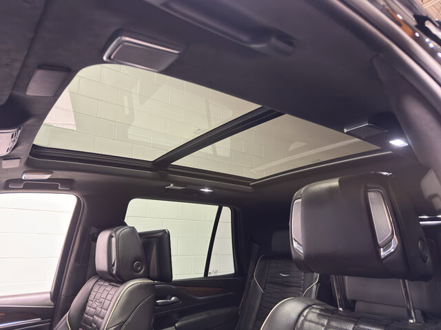 2021 Cadillac Escalade in Burlington, WI 53105 - 18115374 40