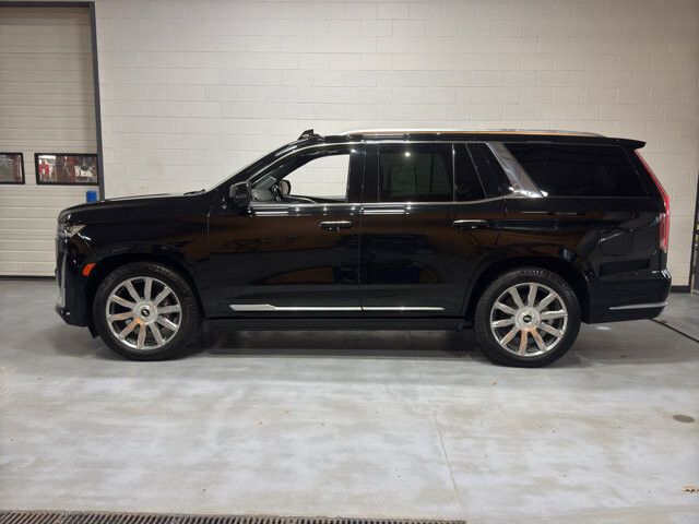 2021 Cadillac Escalade in Burlington, WI 53105 - 18115374 2