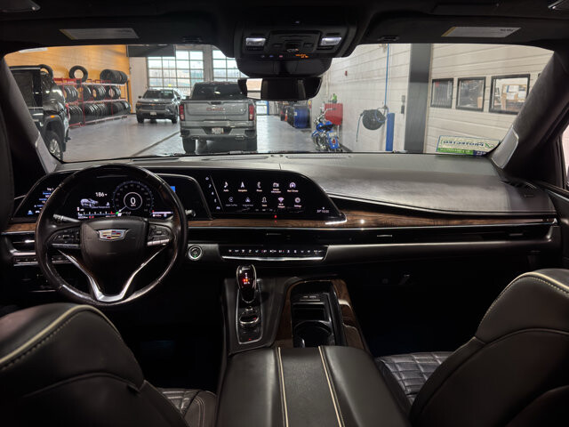 2021 Cadillac Escalade in Burlington, WI 53105 - 18115374 18