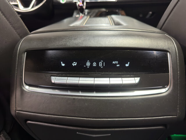 2021 Cadillac Escalade in Burlington, WI 53105 - 18115374 15