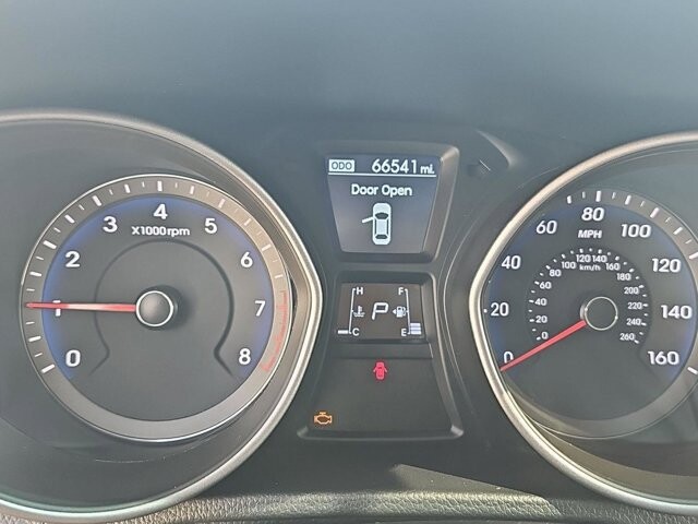 2014 Hyundai Elantra in Mesa, AZ 85212 - 18115381