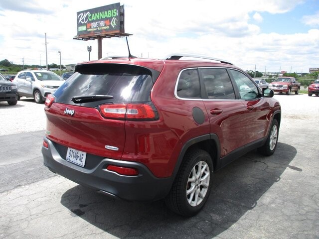 2016 Jeep Cherokee in Oak Grove, MO 64075 - 18115383 5