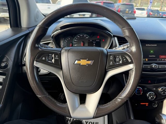 2018 Chevrolet Trax in Knoxville, TN 37920 - 18115386 17