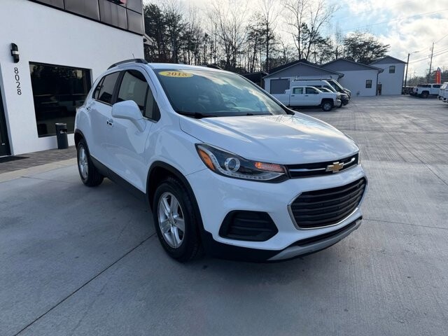 2018 Chevrolet Trax in Knoxville, TN 37920 - 18115386 5