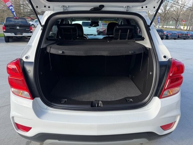 2018 Chevrolet Trax in Knoxville, TN 37920 - 18115386 9