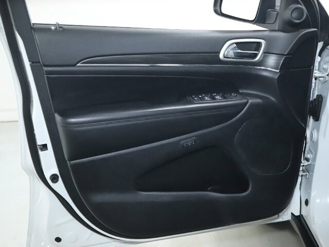 2022 Jeep Grand Cherokee in Bedford, OH 44146 - 18115389 16