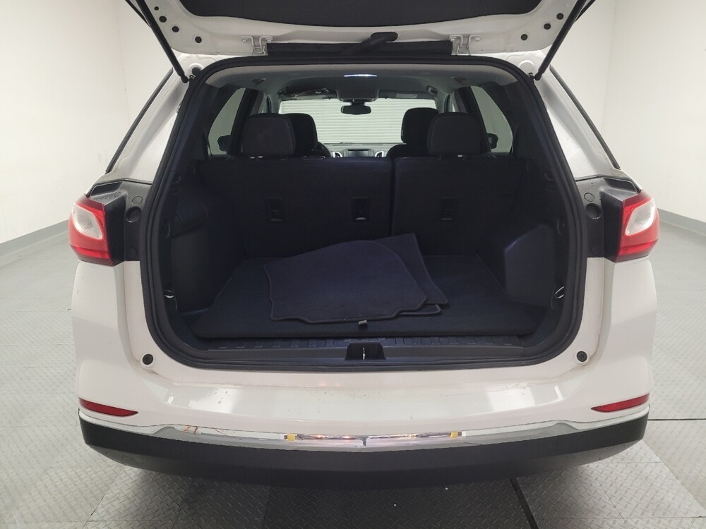 2022 Chevrolet Equinox in Riverside, CA 92504 - 18115393 29