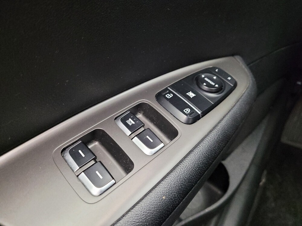 2020 Kia Optima in Fresno, CA 93726 - 18115394 27