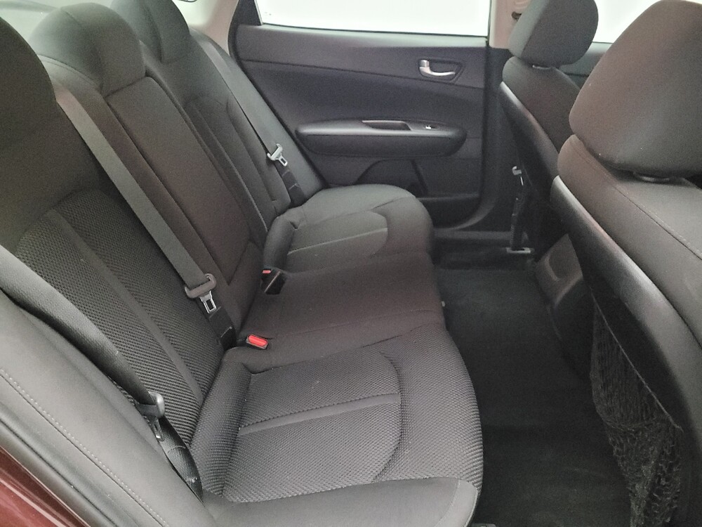 2020 Kia Optima in Fresno, CA 93726 - 18115394 19