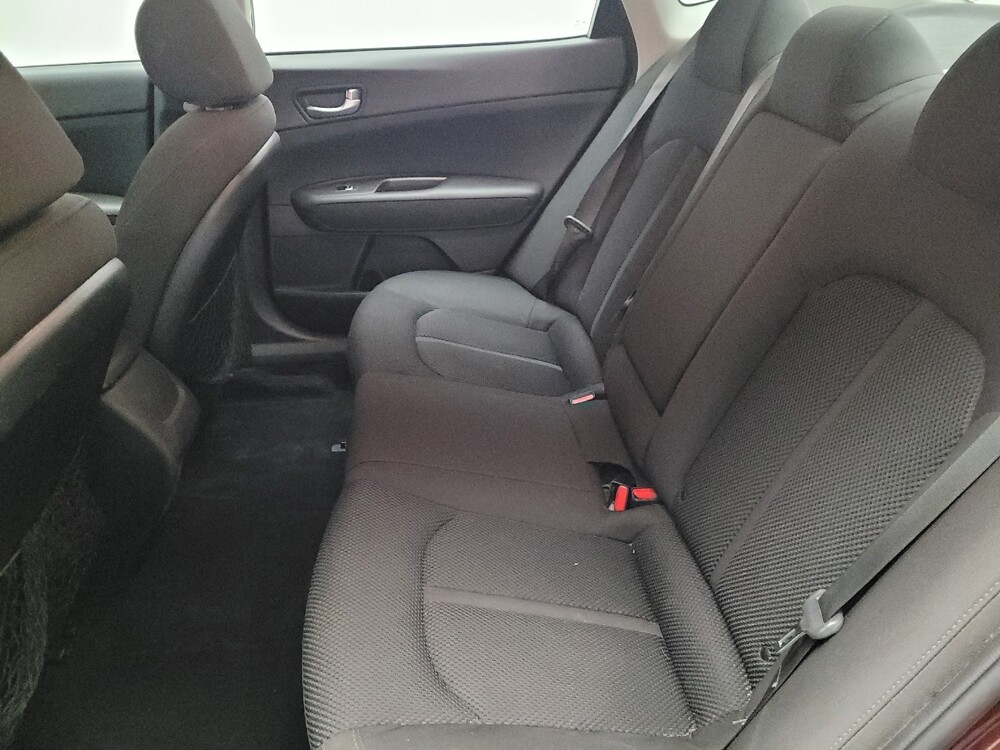 2020 Kia Optima in Fresno, CA 93726 - 18115394 18