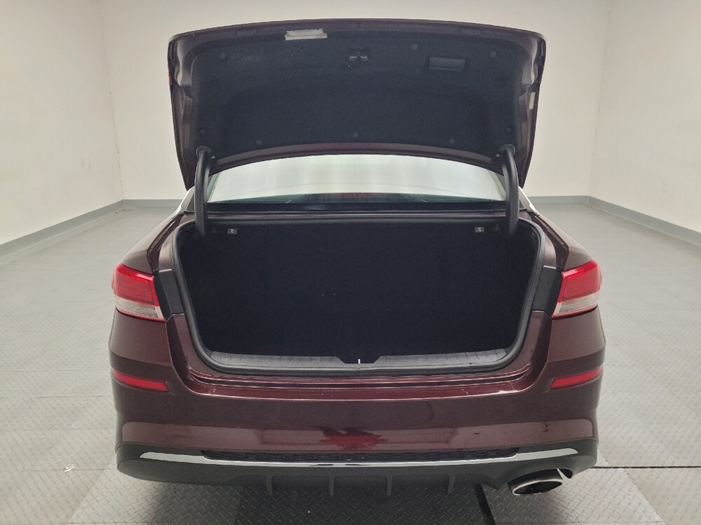 2020 Kia Optima in Fresno, CA 93726 - 18115394 29