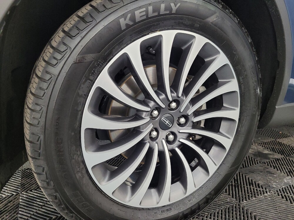 2020 Lincoln Aviator in Pittsburgh, PA 15236 - 18115396 31