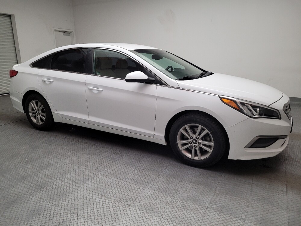 2017 Hyundai Sonata in Fresno, CA 93726 - 18115400 11