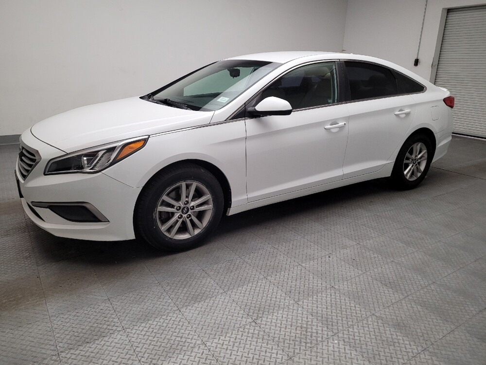 2017 Hyundai Sonata in Fresno, CA 93726 - 18115400 2