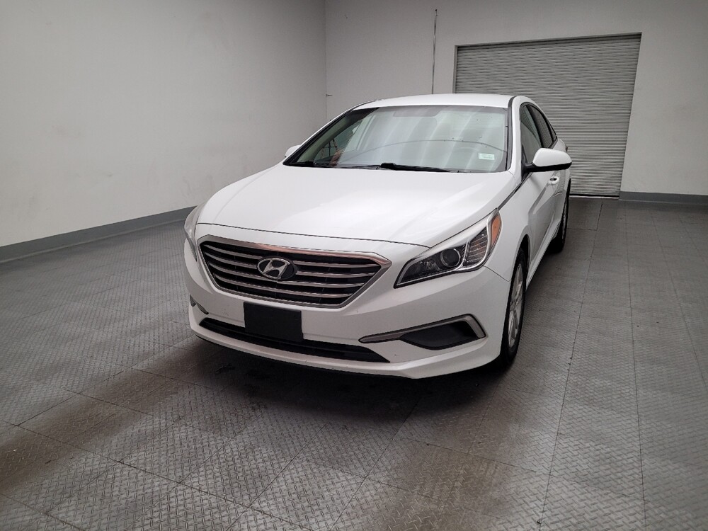 2017 Hyundai Sonata in Fresno, CA 93726 - 18115400 15