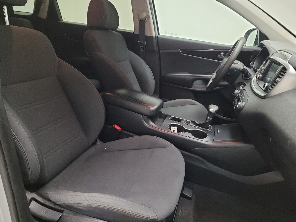 2019 Kia Sorento in Fresno, CA 93726 - 18115402 21