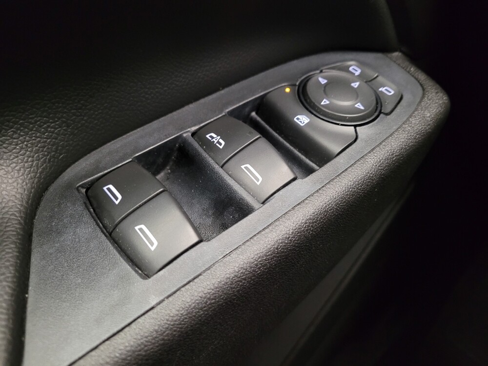 2019 Chevrolet Equinox in Downey, CA 90241 - 18115405 27