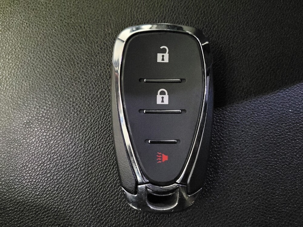 2019 Chevrolet Equinox in Downey, CA 90241 - 18115405 32