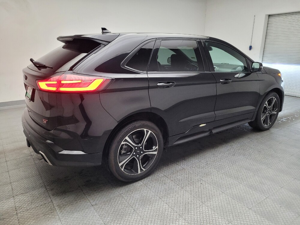 2019 Ford Edge in Riverside, CA 92504 - 18115412 10
