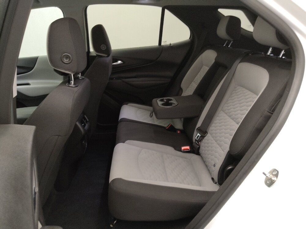 2021 Chevrolet Equinox in St. Louis, MO 63136 - 18115425 18