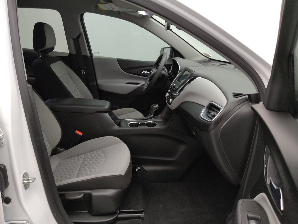 2021 Chevrolet Equinox in St. Louis, MO 63136 - 18115425 21