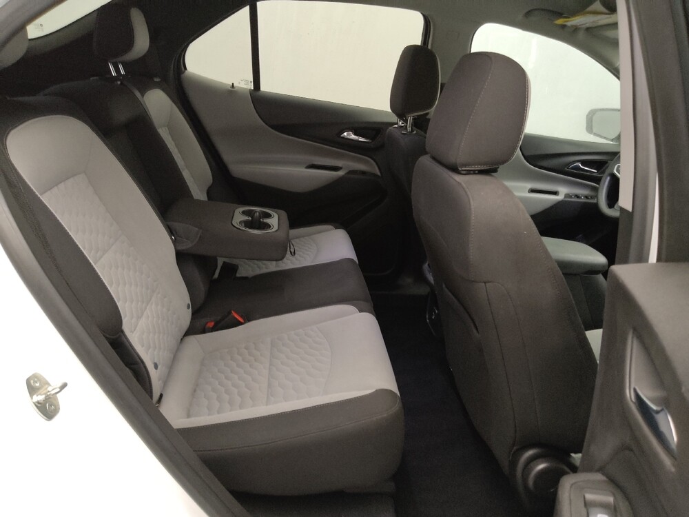 2021 Chevrolet Equinox in St. Louis, MO 63136 - 18115425 19