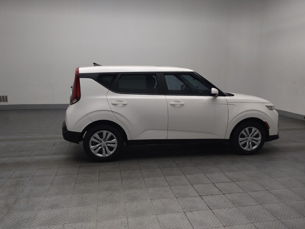 2022 Kia Soul in Jackson, MS 39211 - 18115432 10
