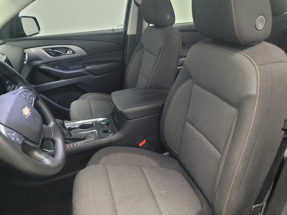 2021 Chevrolet Traverse in Morrow, GA 30260 - 18115437 17