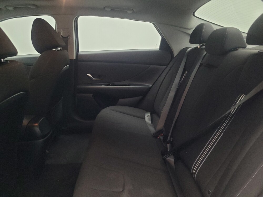 2025 Hyundai Elantra in Jackson, MS 39211 - 18115438 18